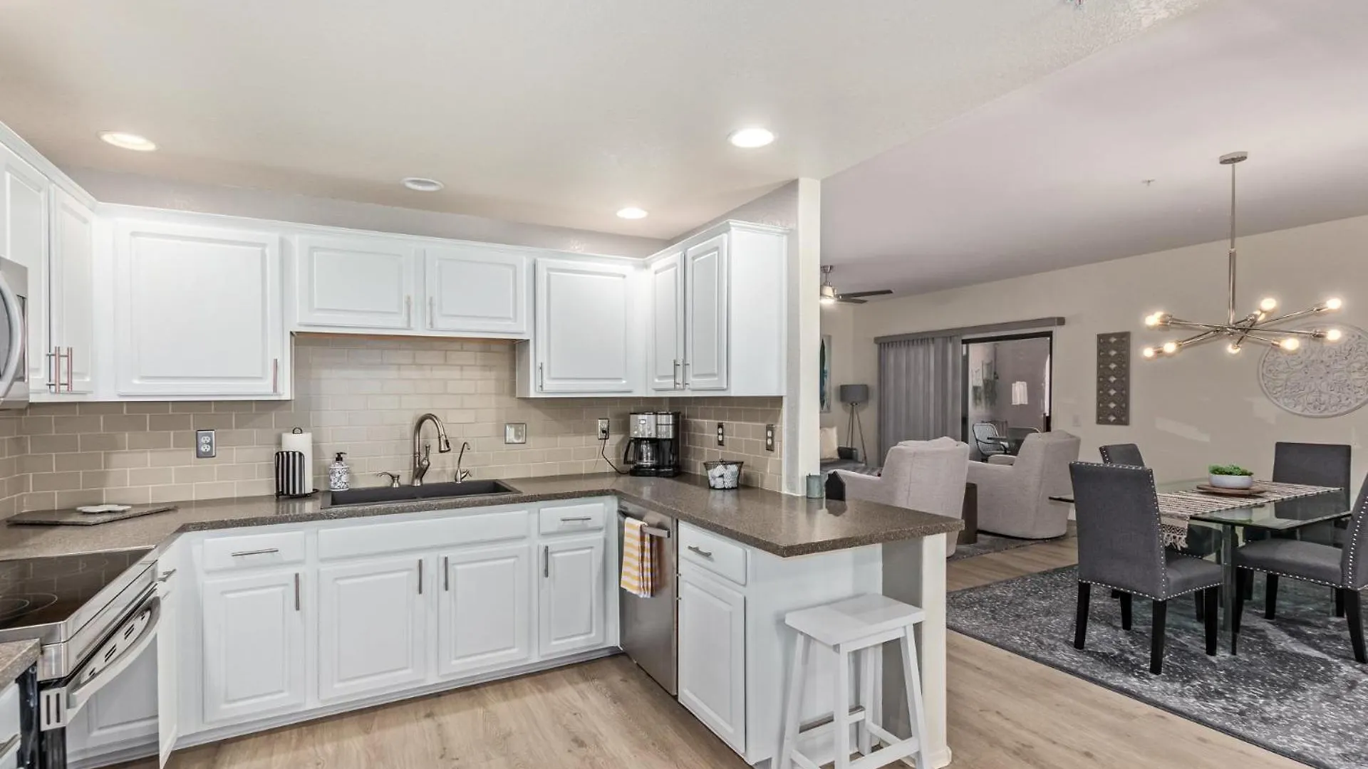 Stunning Raintree - Scottsdale location